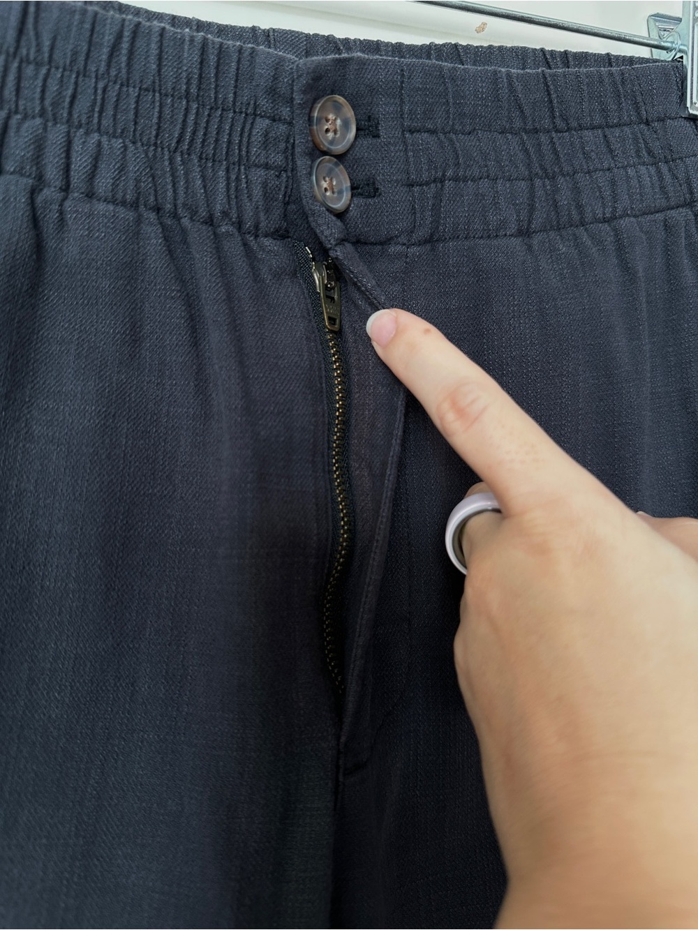Elle Relaxed Crop Pant in Phantom Charcoal Black Size XS Elastic Waist - Picture 8 of 13